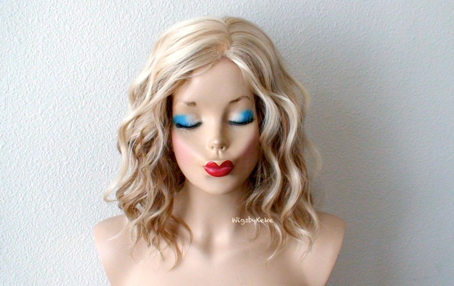 16" Blonde Brown Ombre Short Wavy Hair Wig