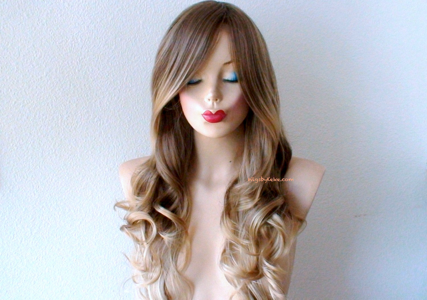 26" Brown Ash Blonde Ombre Long Curly Hair with Side Bangs Wig