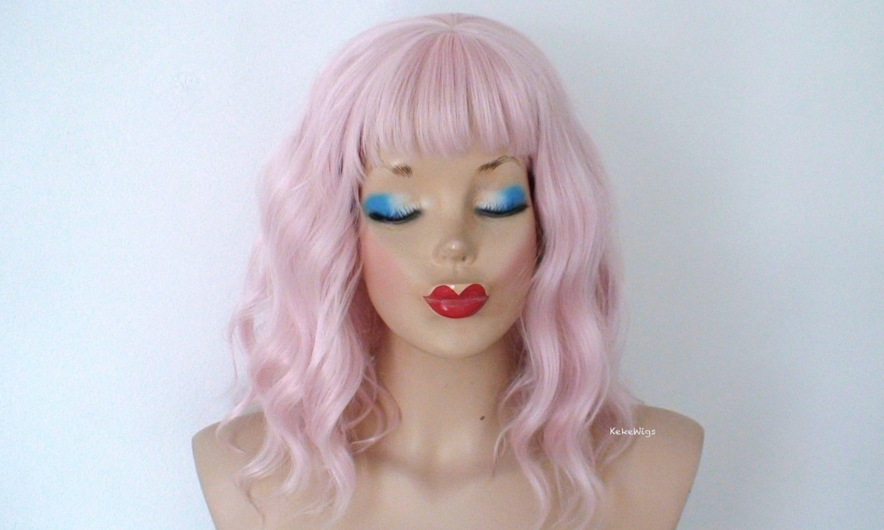 16" Pastel Pink Short Wavy Hair with bangs Wig