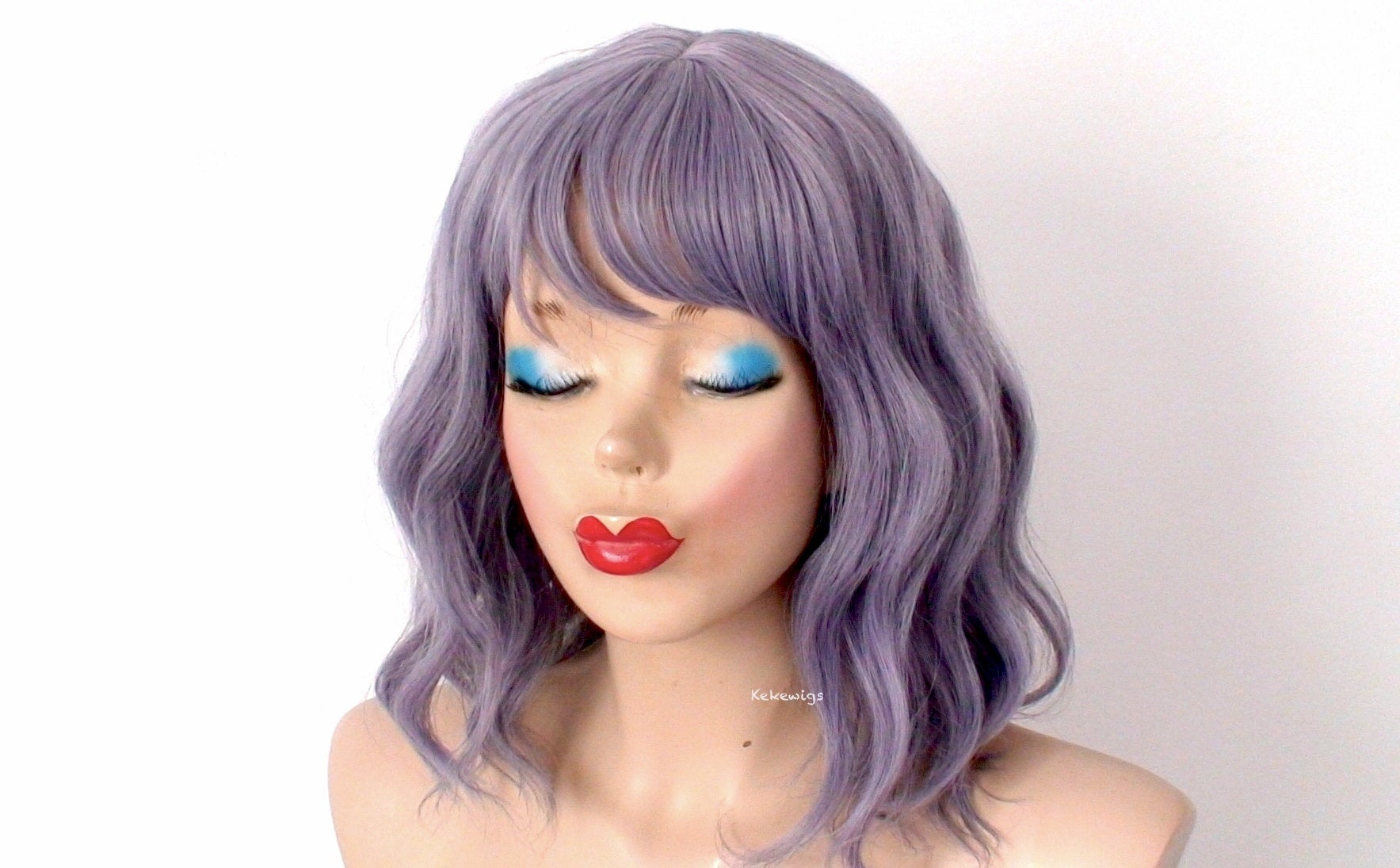 16"  Mother of Pearl Gray Short Wavy Hair with Bangs Wig