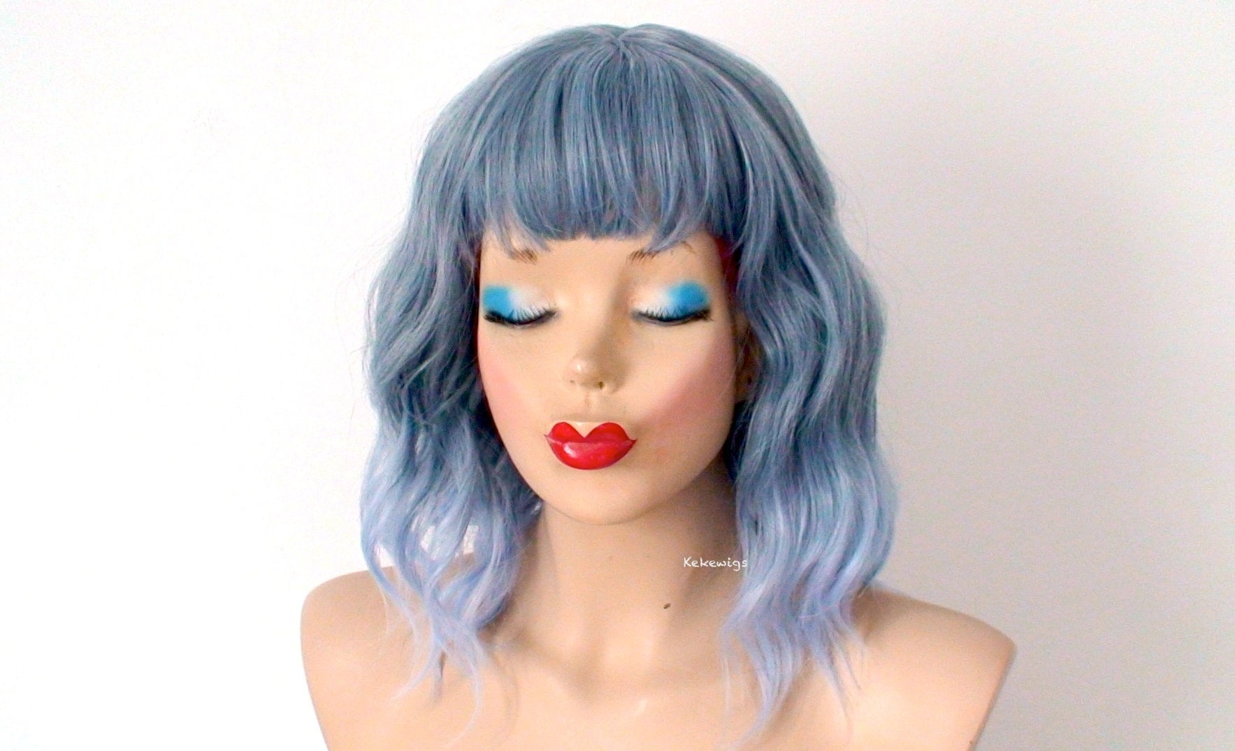 16" Pastel Blue Ombre Short Wavy Hair with Bangs Wig