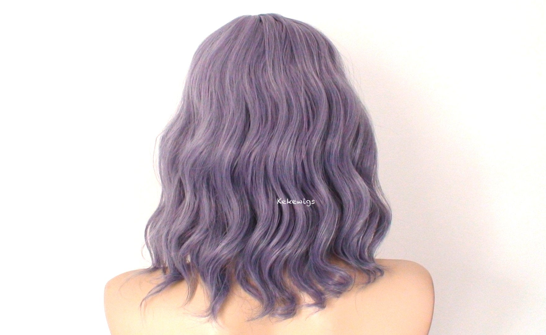 16"  Mother of Pearl Gray Short Wavy Hair with Bangs Wig