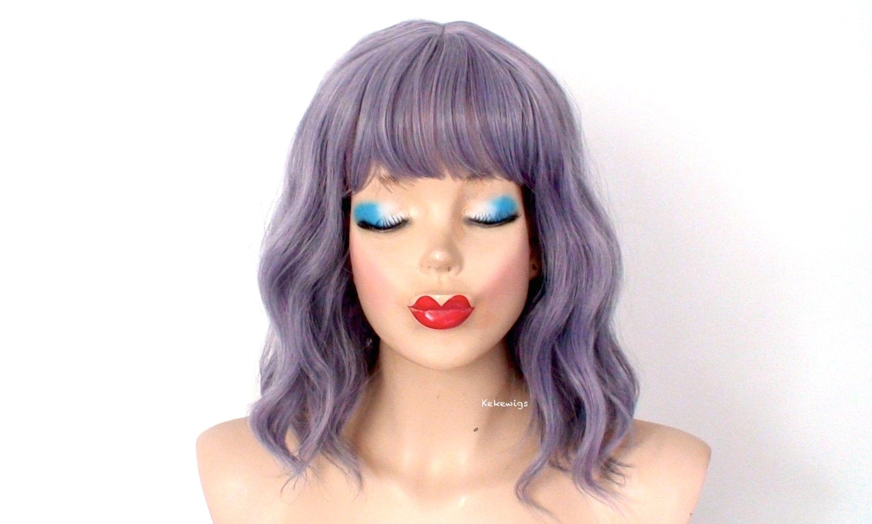 16"  Mother of Pearl Gray Short Wavy Hair with Bangs Wig