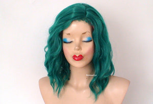 16" Forest Green Short Wavy Hairstyle Wig