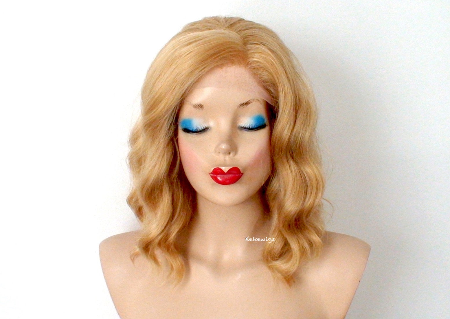 16" Lace Front Golden Blonde Short Wavy hair Wig