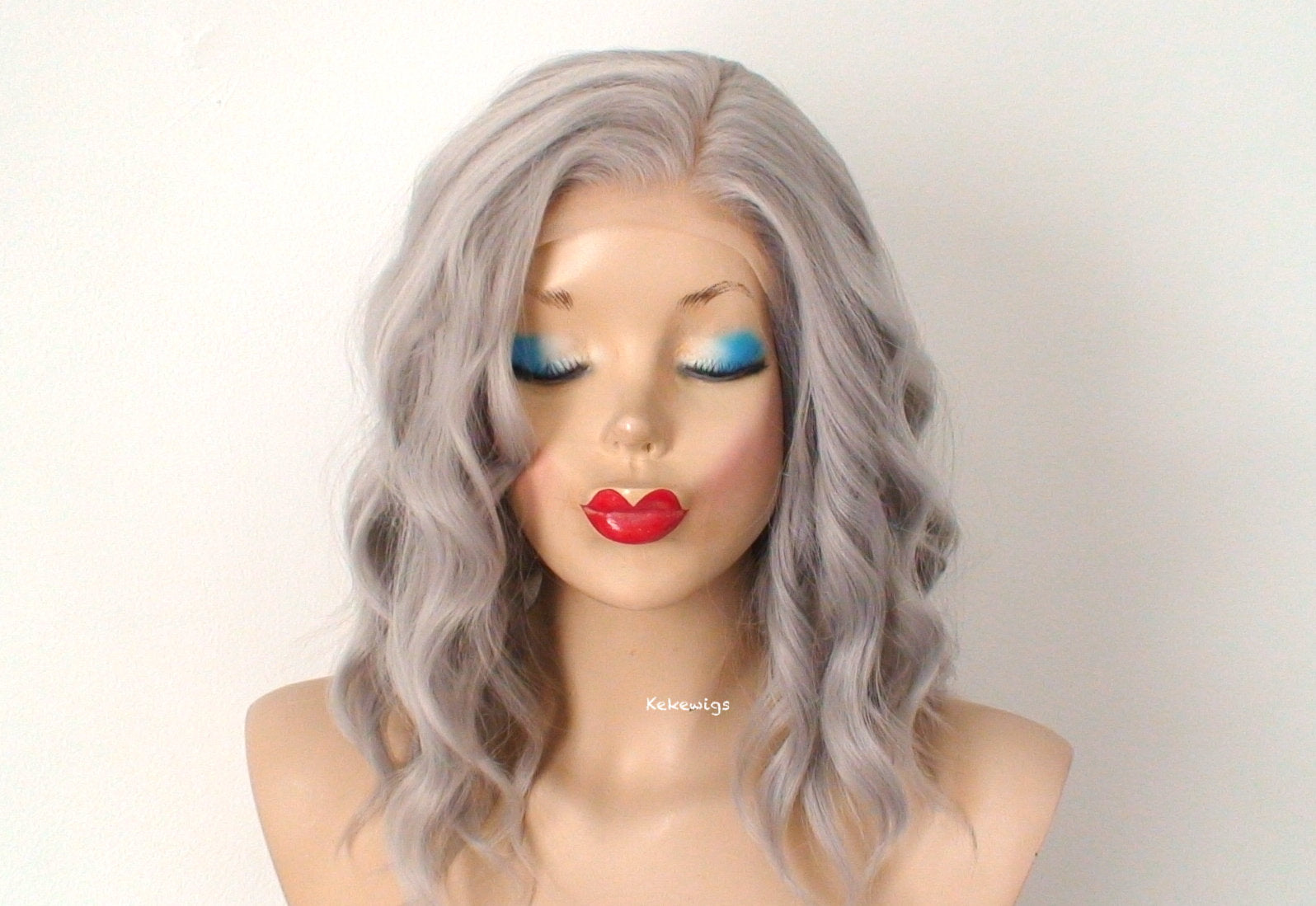 16" Lace Front Gray Short Wavy Hair Wig