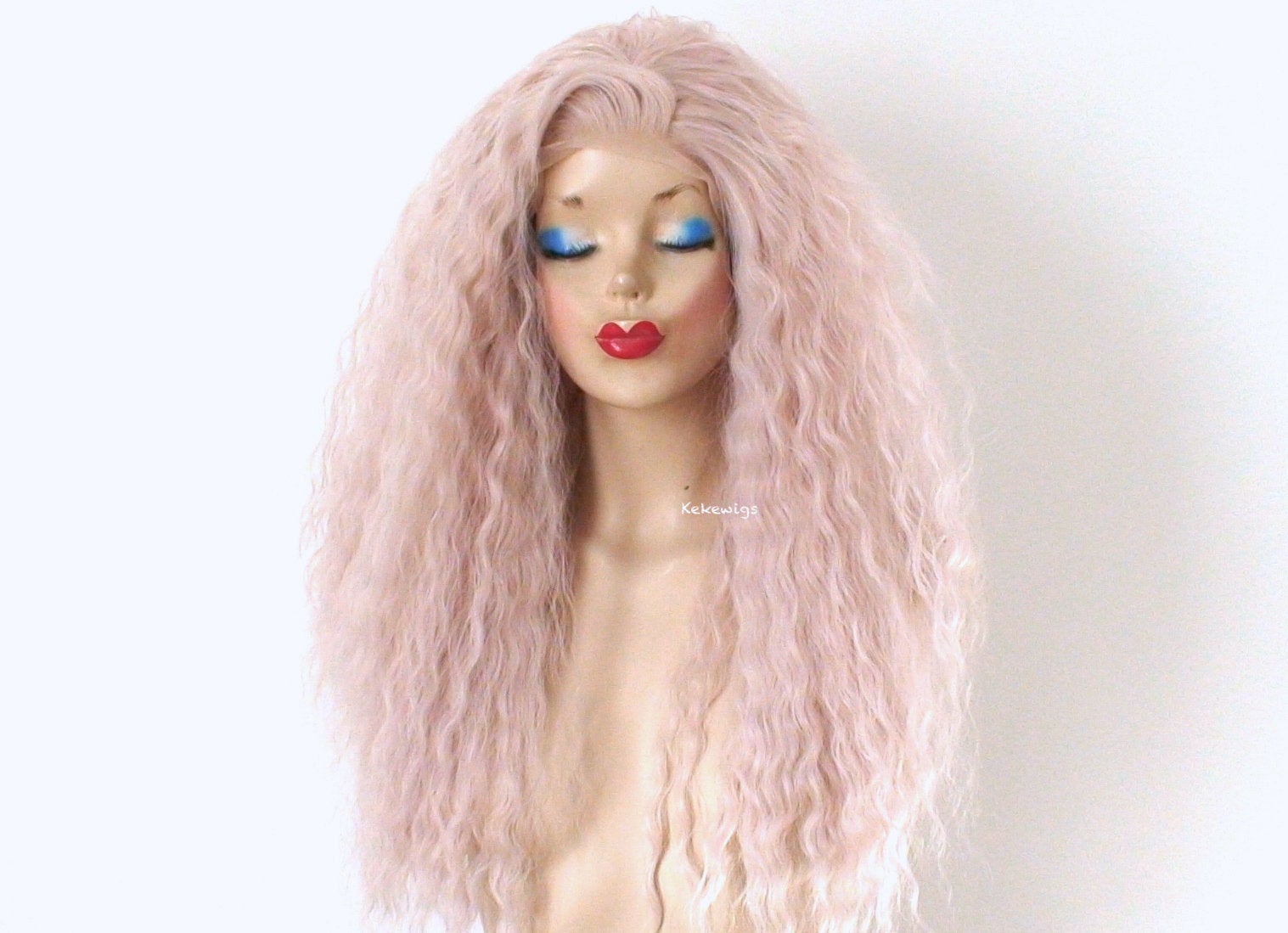 24" Lace Front Antique Pink Long Wavy Hairstyle Wig.