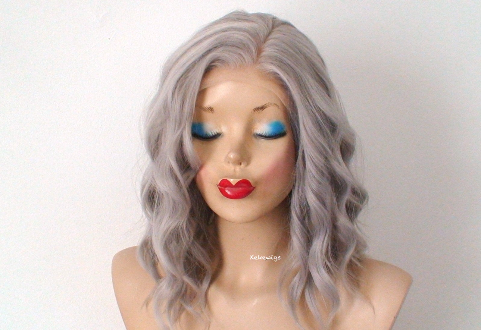 16" Lace Front Gray Short Wavy Hair Wig