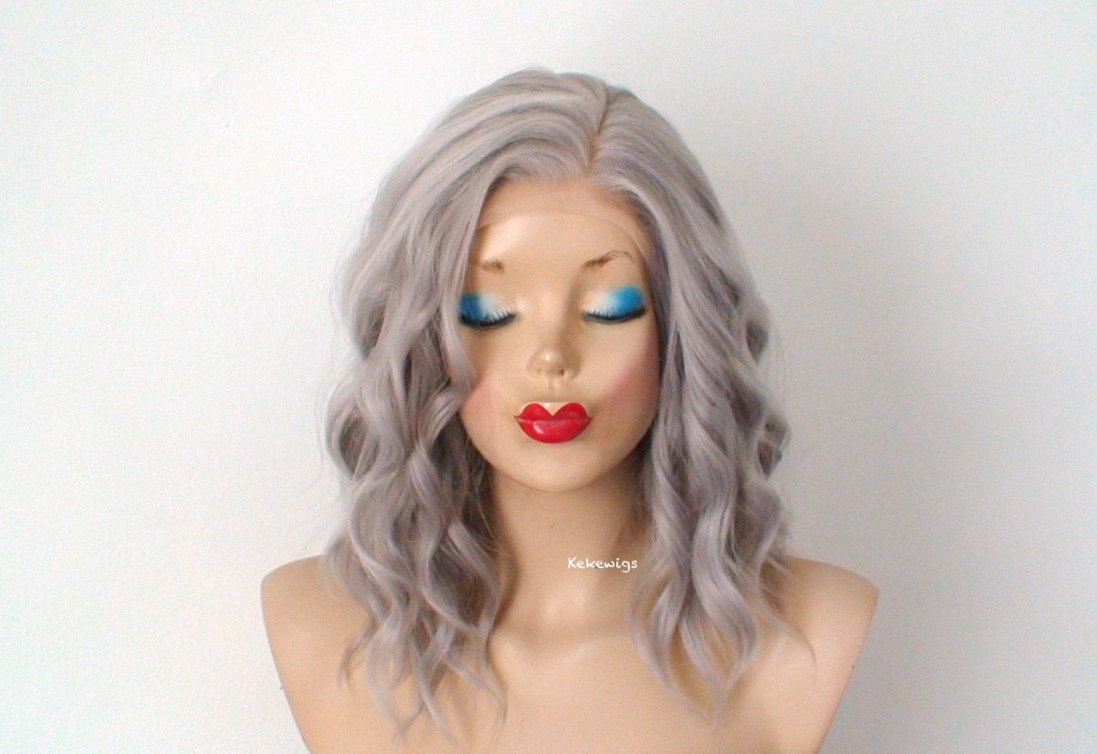 16" Lace Front Gray Short Wavy Hair Wig