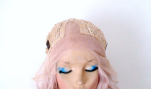 16" Lace Front Antique Pink Short Wavy Hairstyle Wig