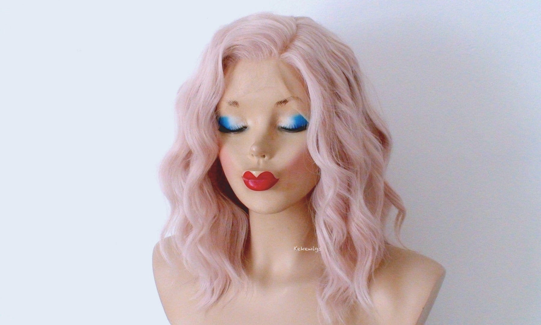 16" Lace Front Antique Pink Short Wavy Hairstyle Wig