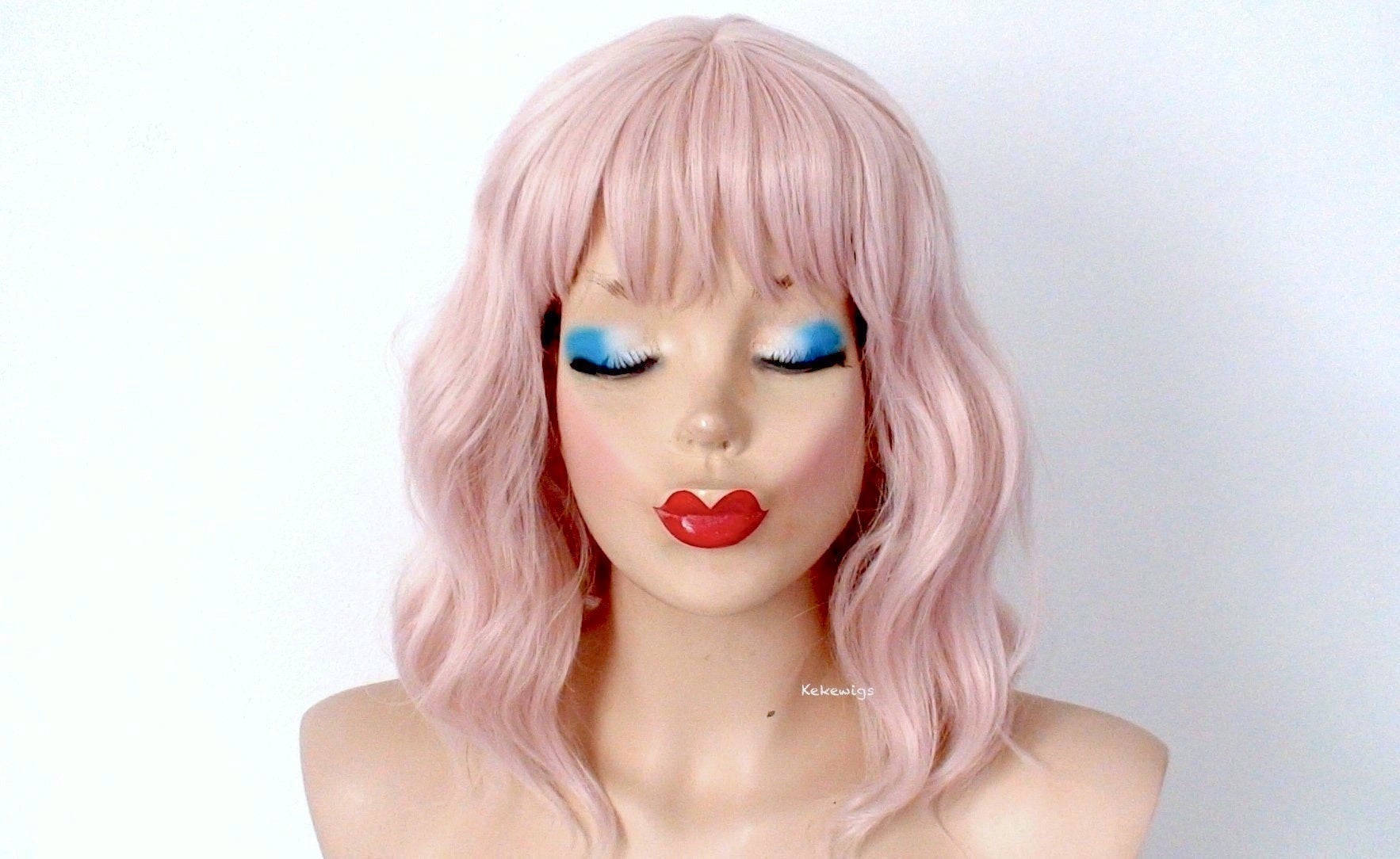 16" Antique Pink Short Wavy hair with Bangs Wig