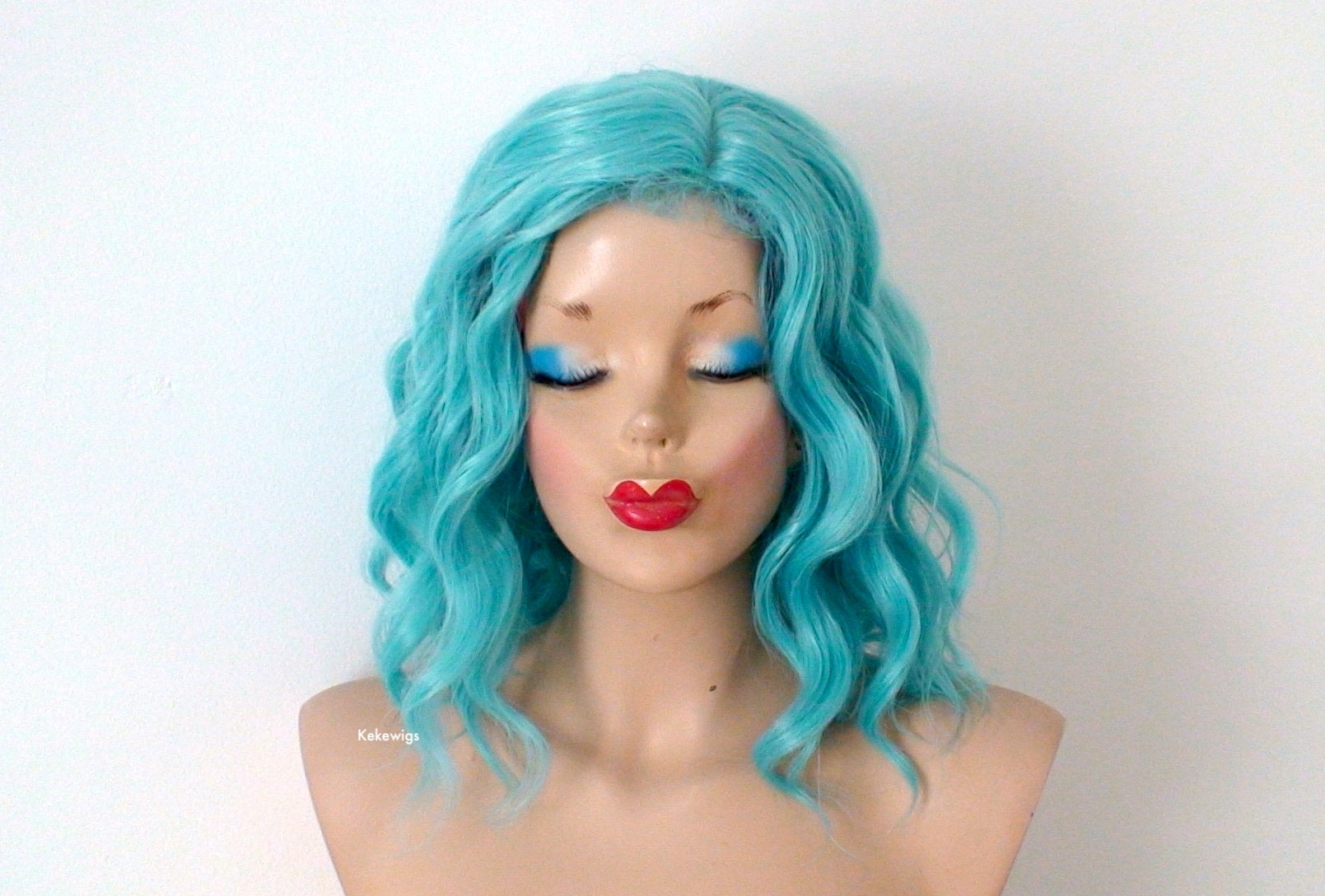 16" Pastel Turquoise Short Wavy Hair Wig