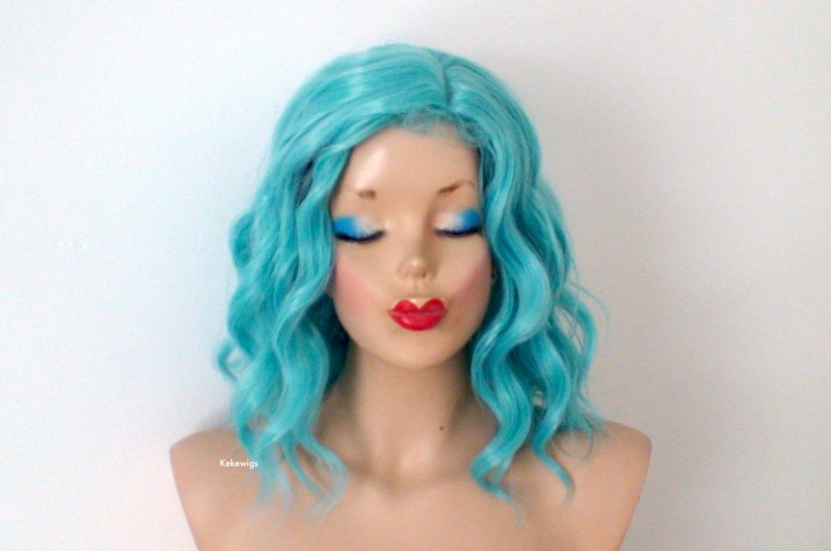 16" Pastel Turquoise Short Wavy Hair Wig