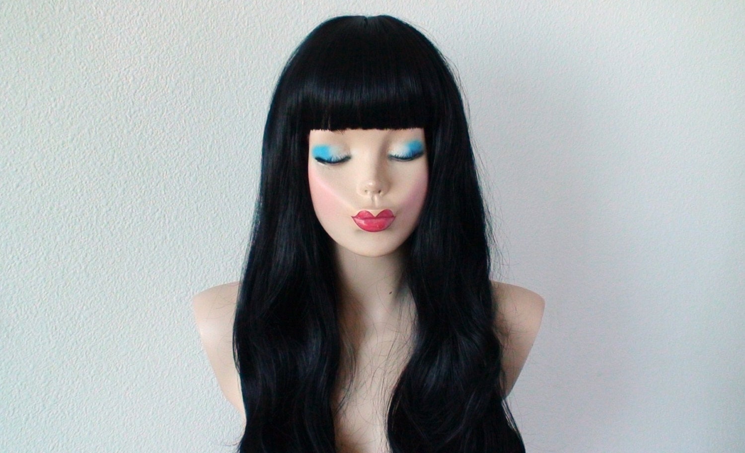 24" Black Long Wavy Hair with Bangs Wig