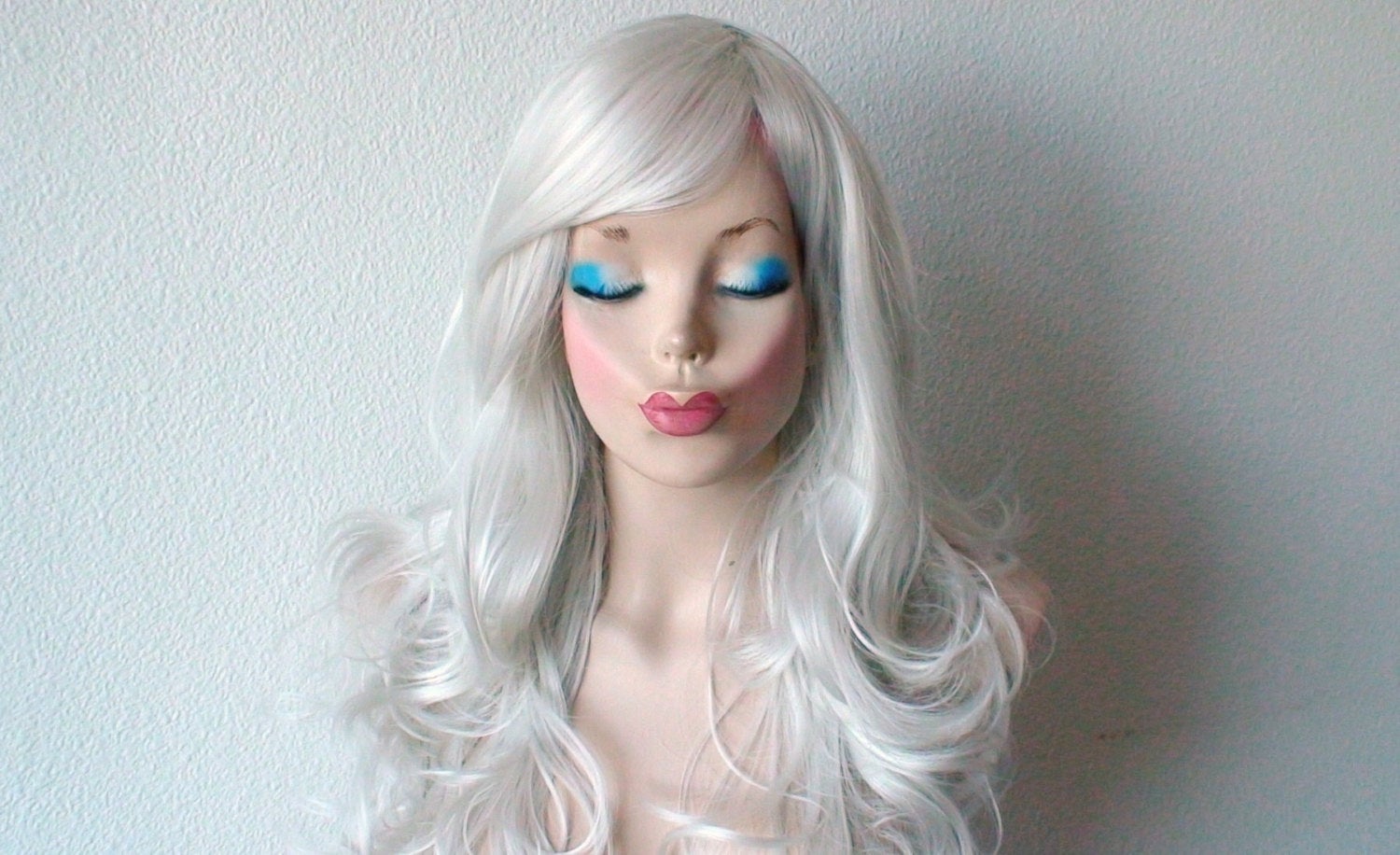 26" Bright Gray Long Curly Hair Long Side Bangs Wig