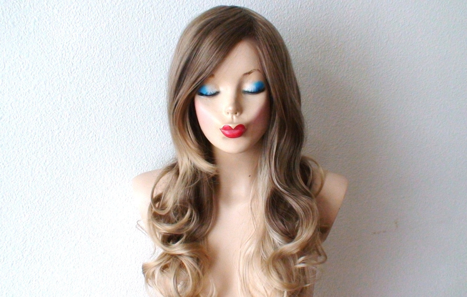 26' Ash Brown /Ash Blonde Ombre Long Curly Hair with Long Side Bangs Wig