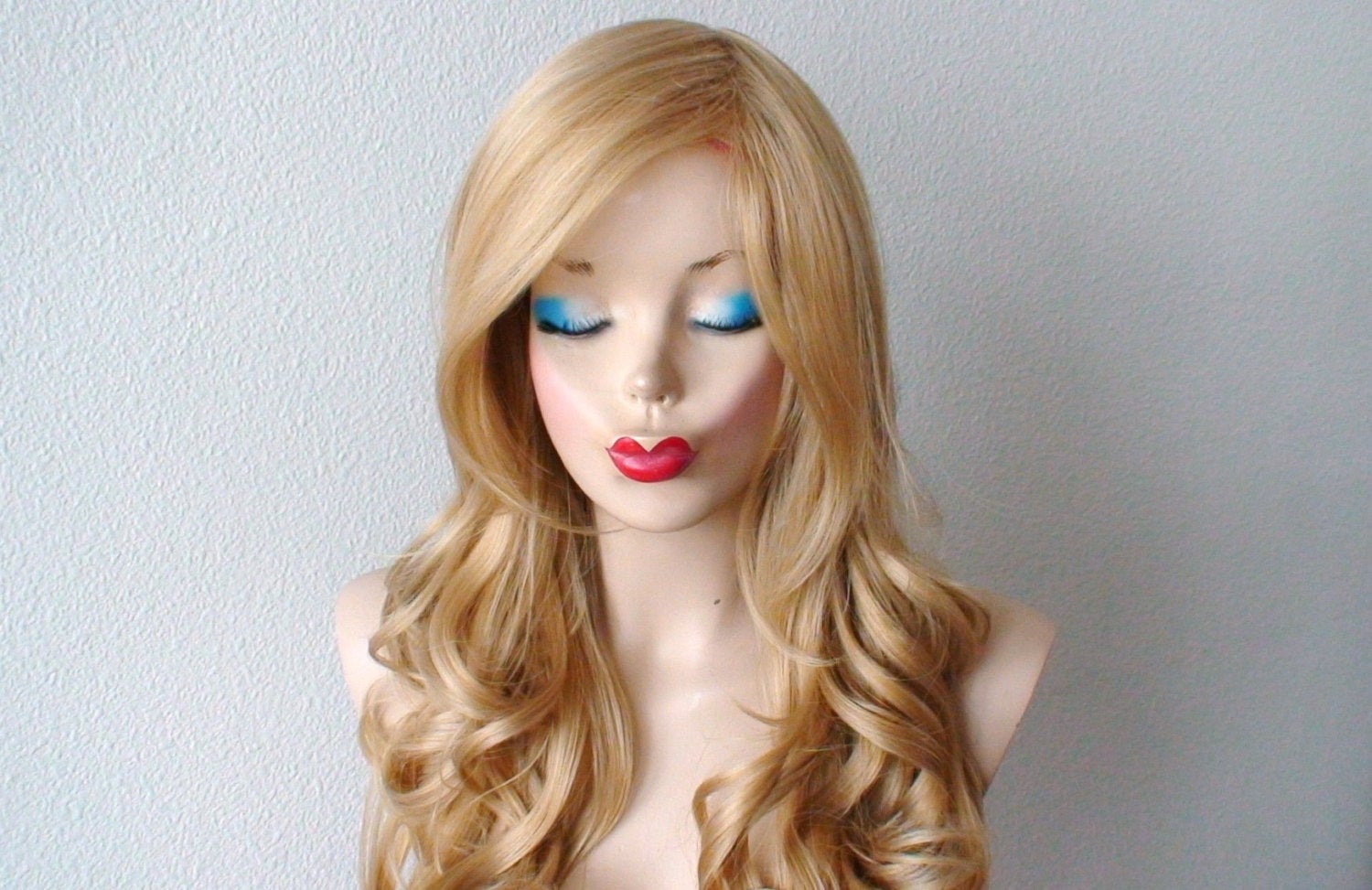 26" Golden Blonde Long Curly Hair Long Side Bangs Wig