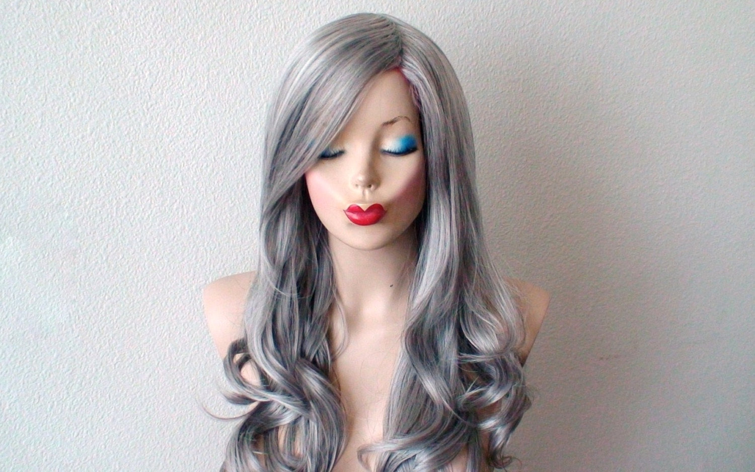 26" Salt Pepper Gray Long Curly HairLong Side Bangs Wig