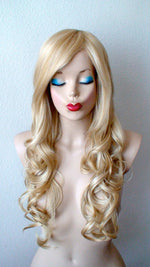 Load image into Gallery viewer, 26&quot; Blonde Long Curly Hair Long Side Bangs Wig.
