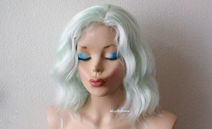 16" Pastel Mint Short Wavy Hairstyle Wig